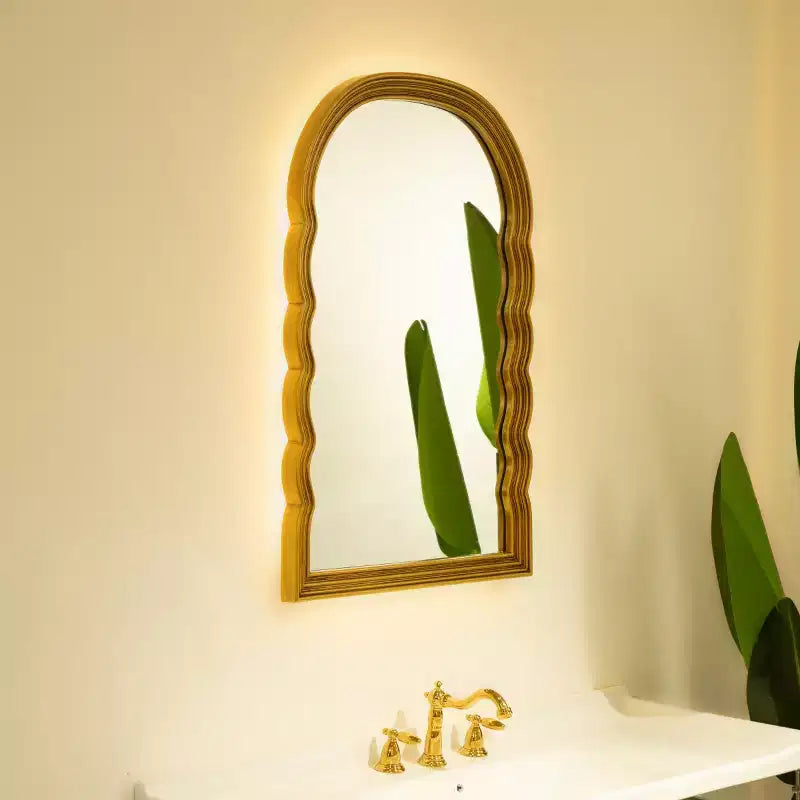 24" Retro Arched LED Wall Mirror with Scalloped PU Frame, 3 Color Temperatures