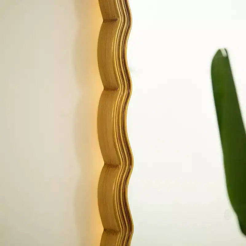 24" Retro Arched LED Wall Mirror with Scalloped PU Frame, 3 Color Temperatures